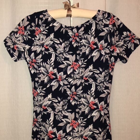 PinkBlush M Navy White Gray Coral Floral Short Sleeve Maternity Midi Dress - Picture 4 of 10